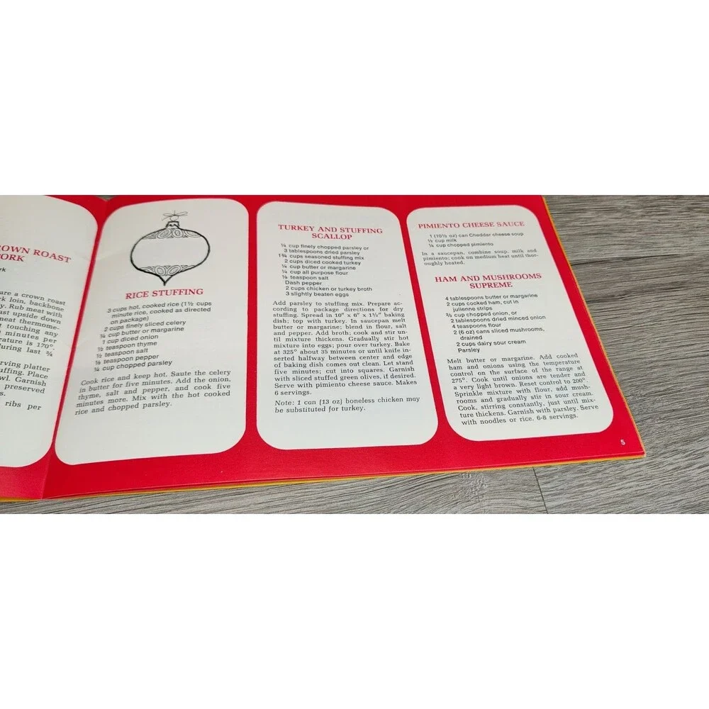 VHTF 1970 MICHIGAN Consumers Power Company Christmas Recipes Booklet Book